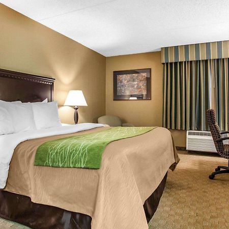 Comfort Inn Edison - New Brunswick Eksteriør bilde