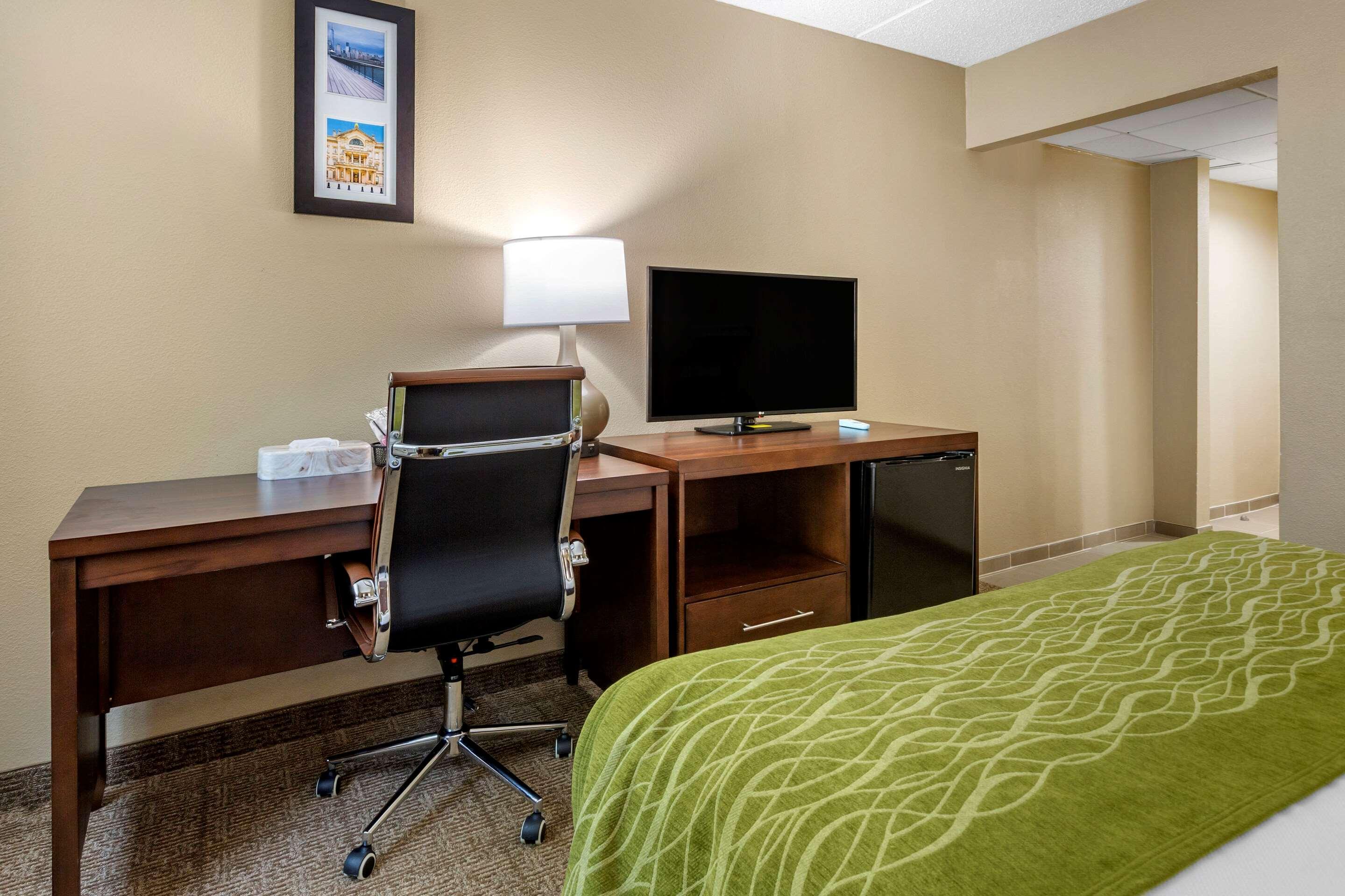 Comfort Inn Edison - New Brunswick Eksteriør bilde