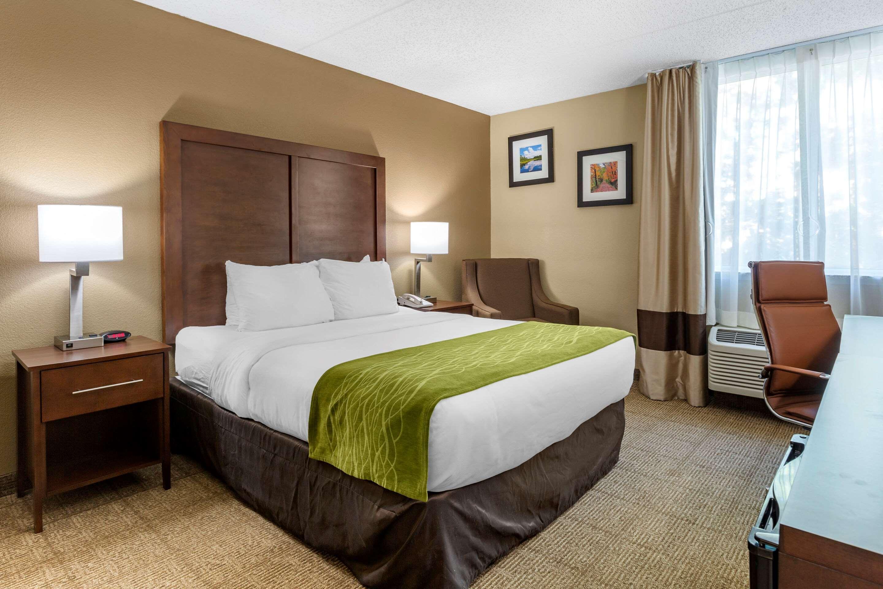 Comfort Inn Edison - New Brunswick Eksteriør bilde