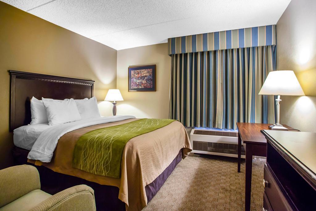 Comfort Inn Edison - New Brunswick Eksteriør bilde