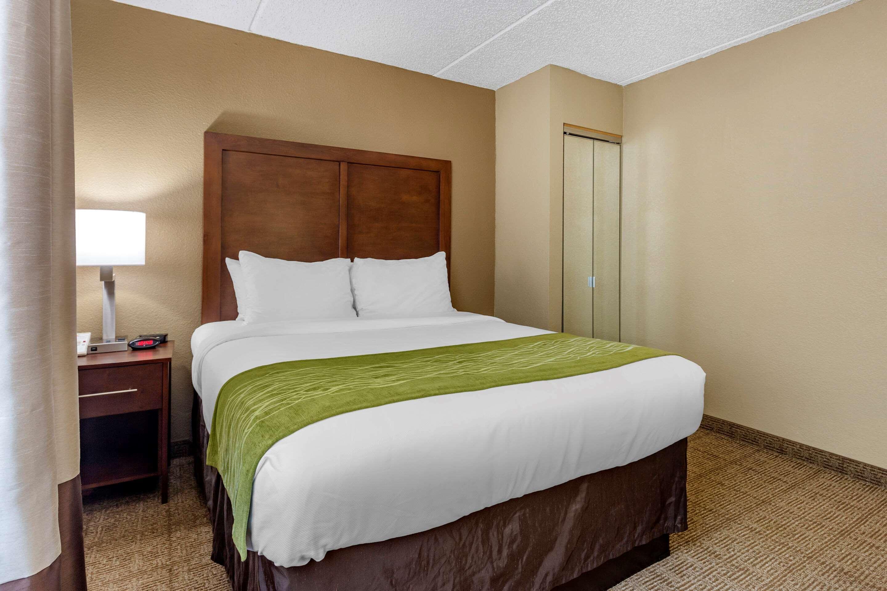 Comfort Inn Edison - New Brunswick Eksteriør bilde