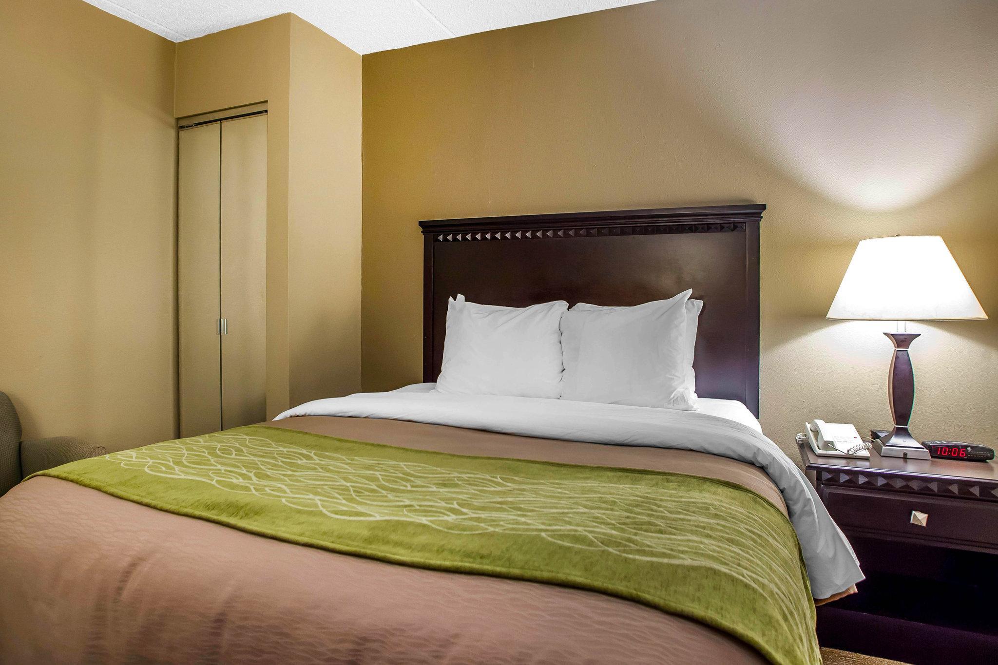Comfort Inn Edison - New Brunswick Eksteriør bilde